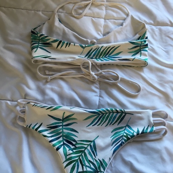 Reversible Bikini - Picture 3 of 3